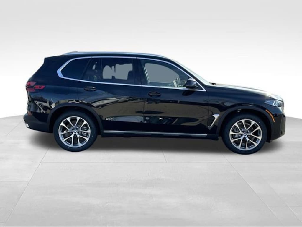 New 2026 BMW X5 xDrive40i SUV