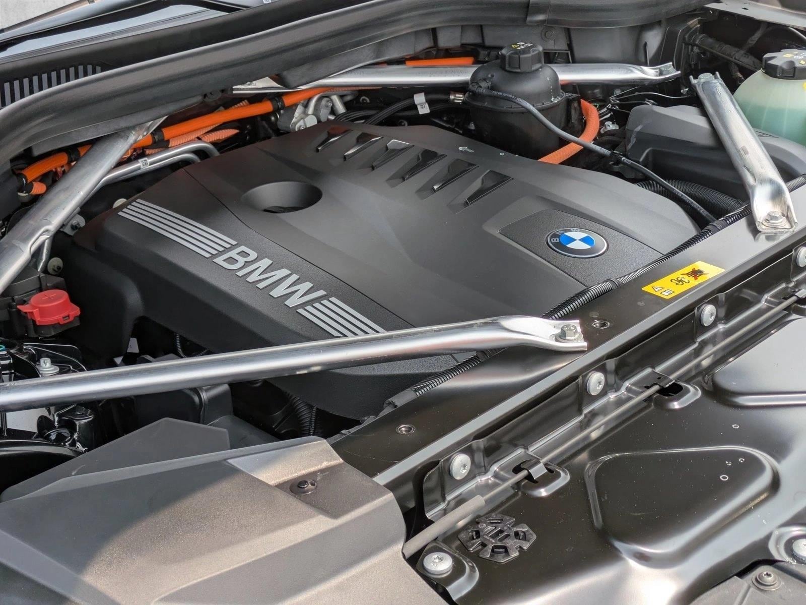 2026 BMW X5 50e - Photo 18