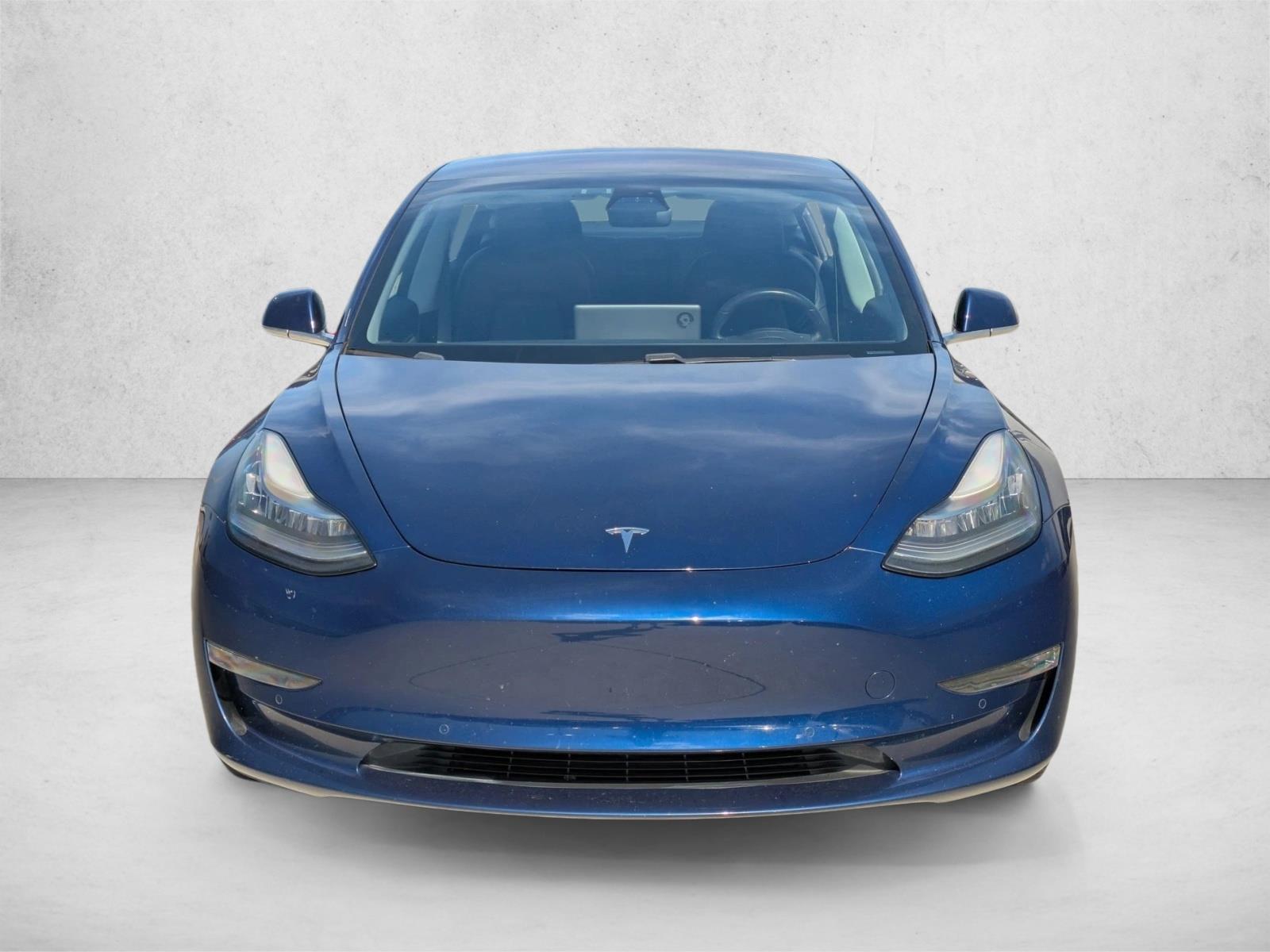 2018 Tesla Model 3 Mid Range photo 2