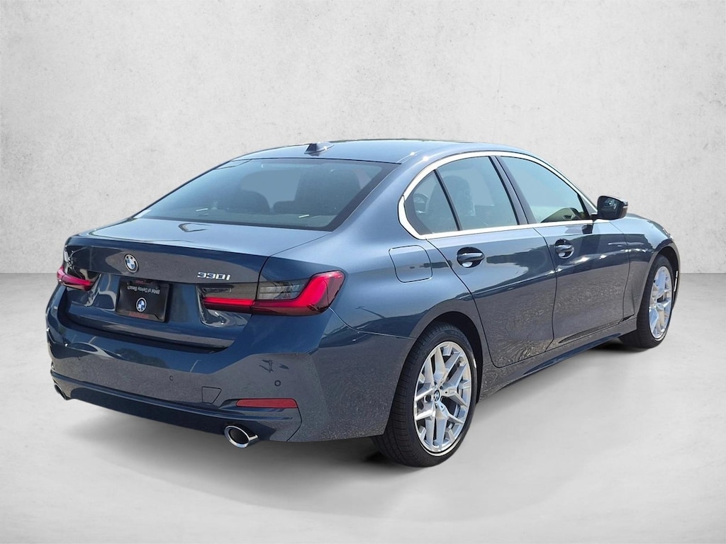 New 2026 BMW 330i xDrive Sedan