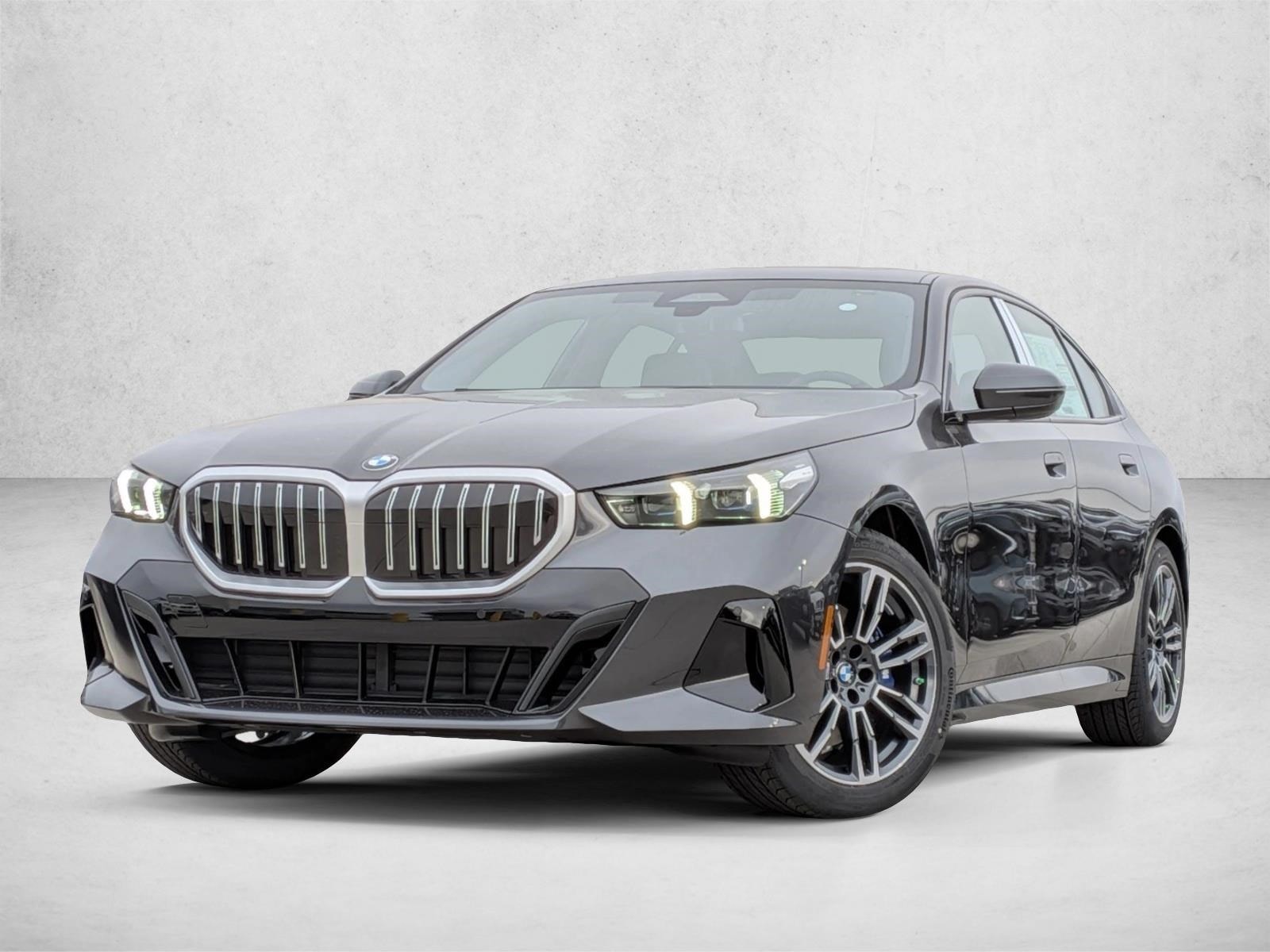 2026 BMW 5 Series 530i xDrive Sedan's photo