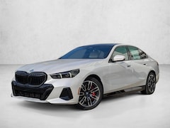 2026 BMW 550e xDrive Sedan