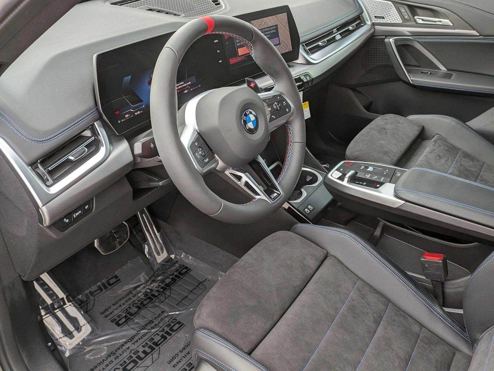 2025 Bmw X1 M35i photo 2