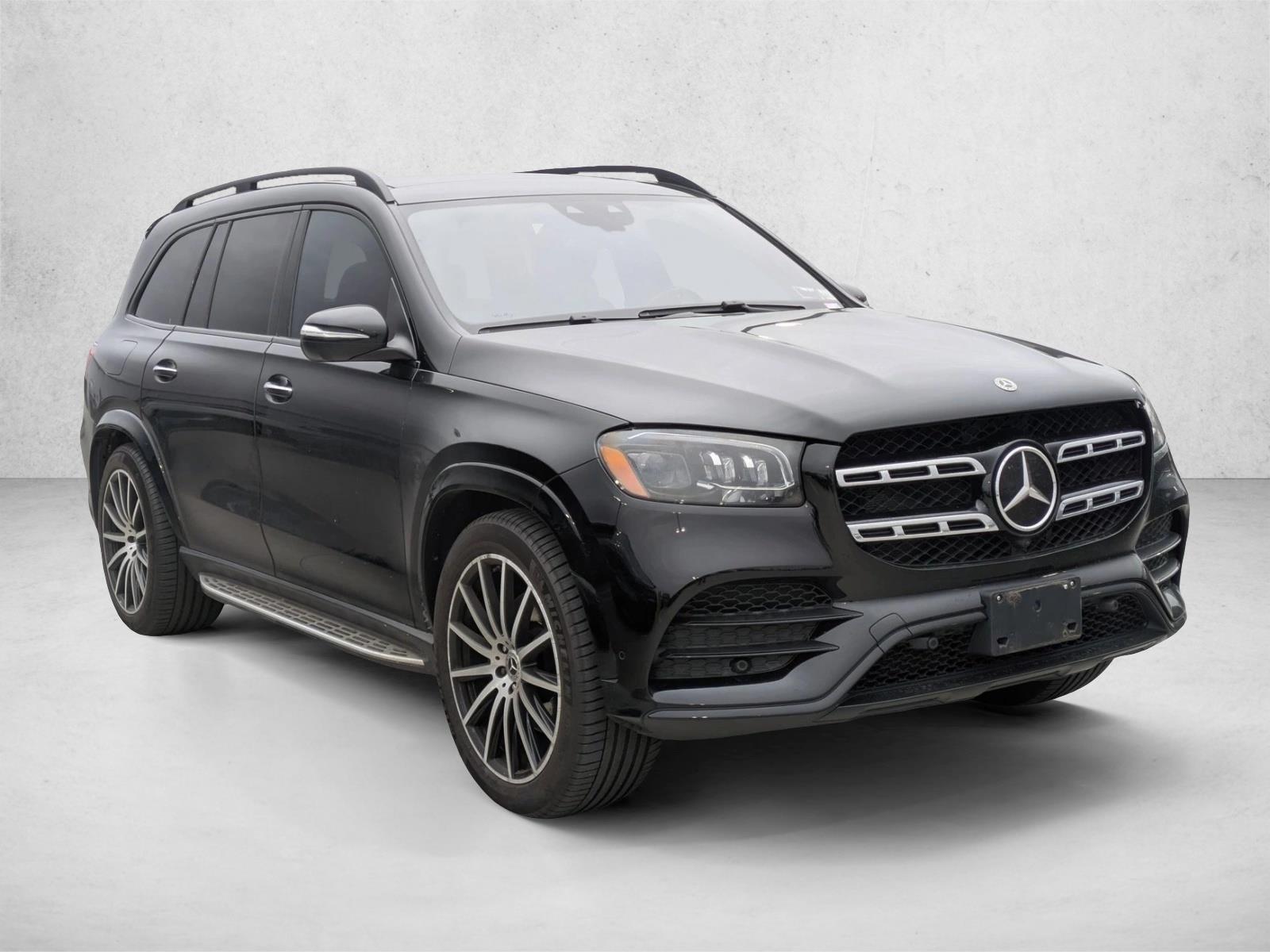 2023 Mercedes Benz GLS 450 4MATIC photo 3
