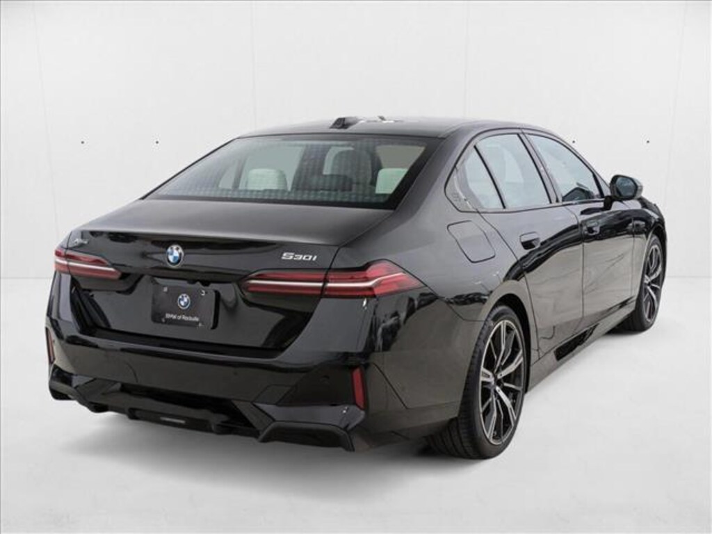 Used 2025 BMW 530i xDrive Sedan