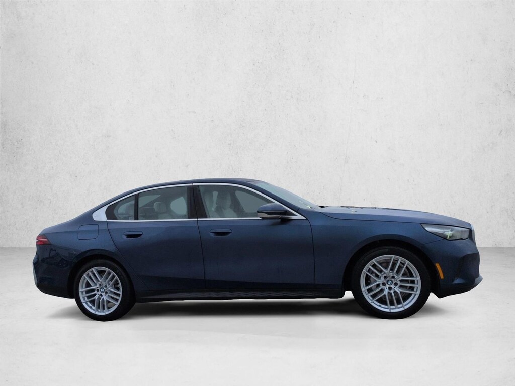 Used 2024 BMW 530i xDrive Sedan
