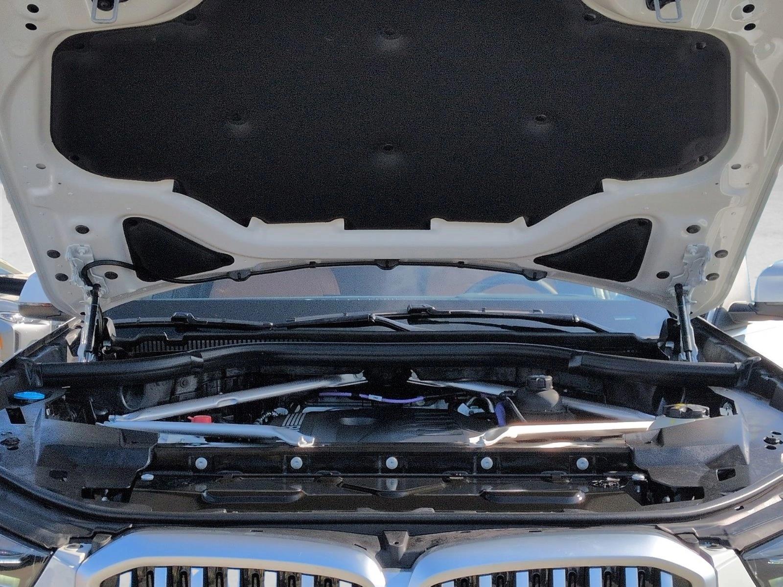 2026 BMW X5 40i - Photo 24