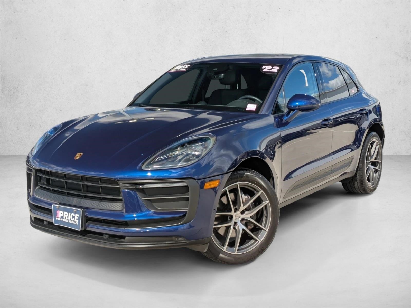 2022 Porsche Macan Base