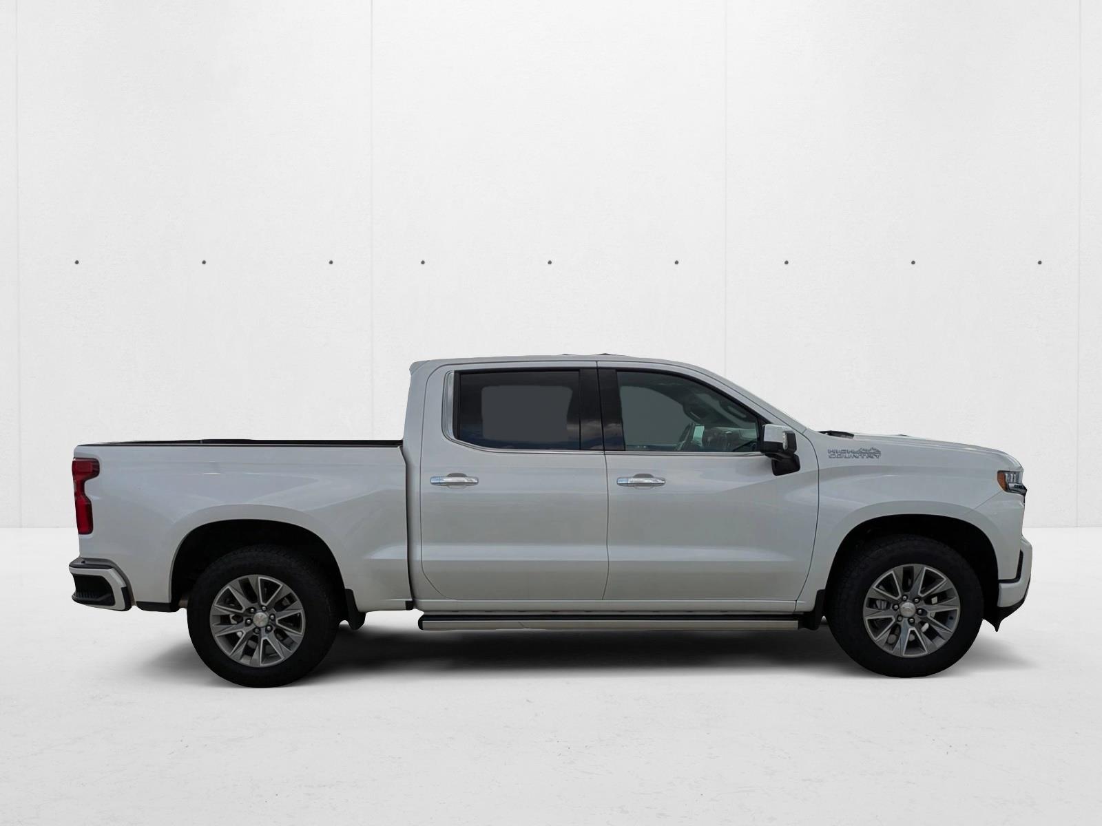 2022 Chevrolet Silverado 1500 High Country photo 4