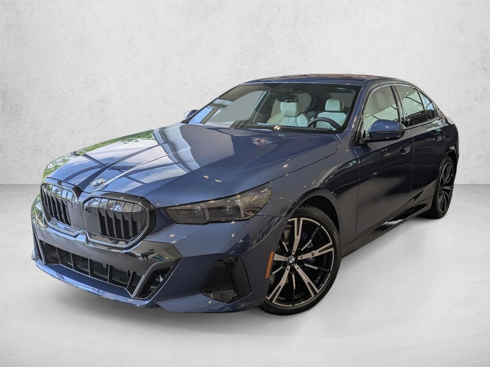 2026 BMW 5 Series 530i xDrive Sedan's photo