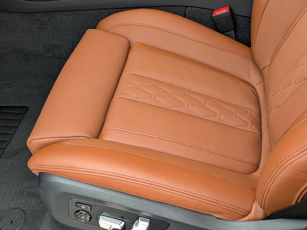 New 2026 BMW X5 PHEV xDrive50e SUV