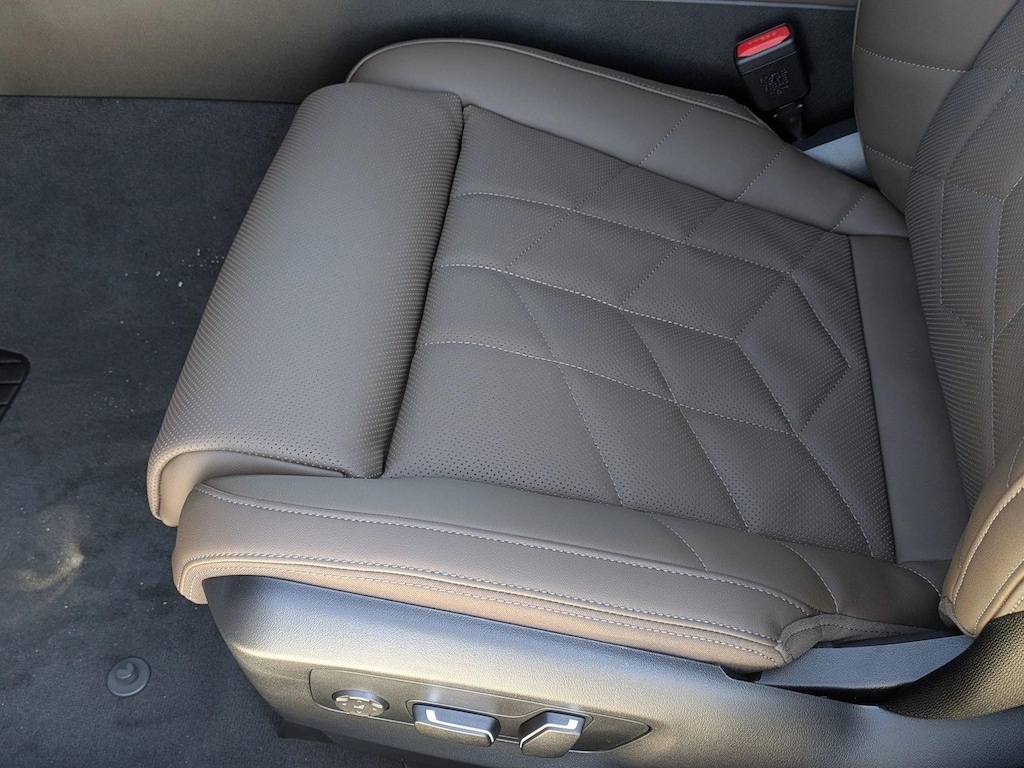 New 2026 BMW 530i xDrive Sedan