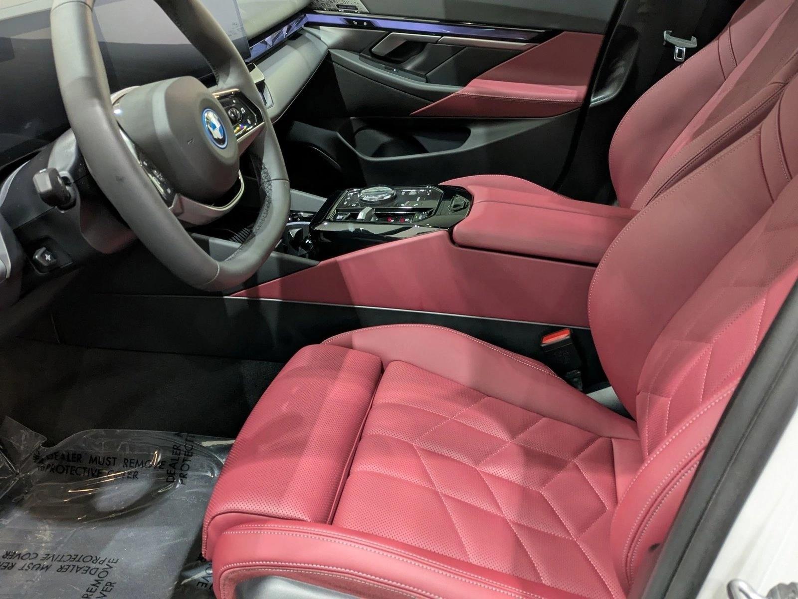 2024 BMW i5 40 - Photo 17