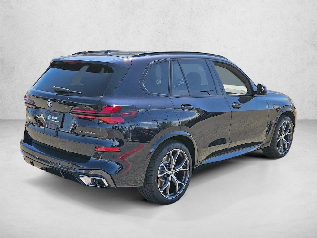 New 2026 BMW X5 PHEV xDrive50e SUV
