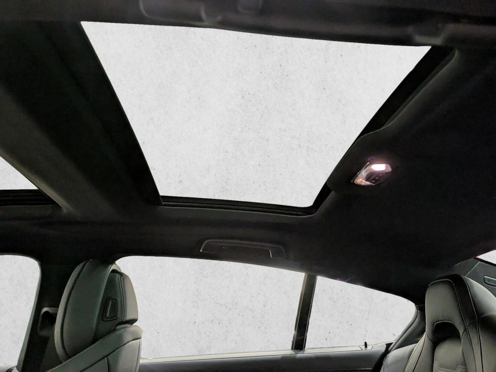 2026 BMW 8 Series 840i - Photo 20