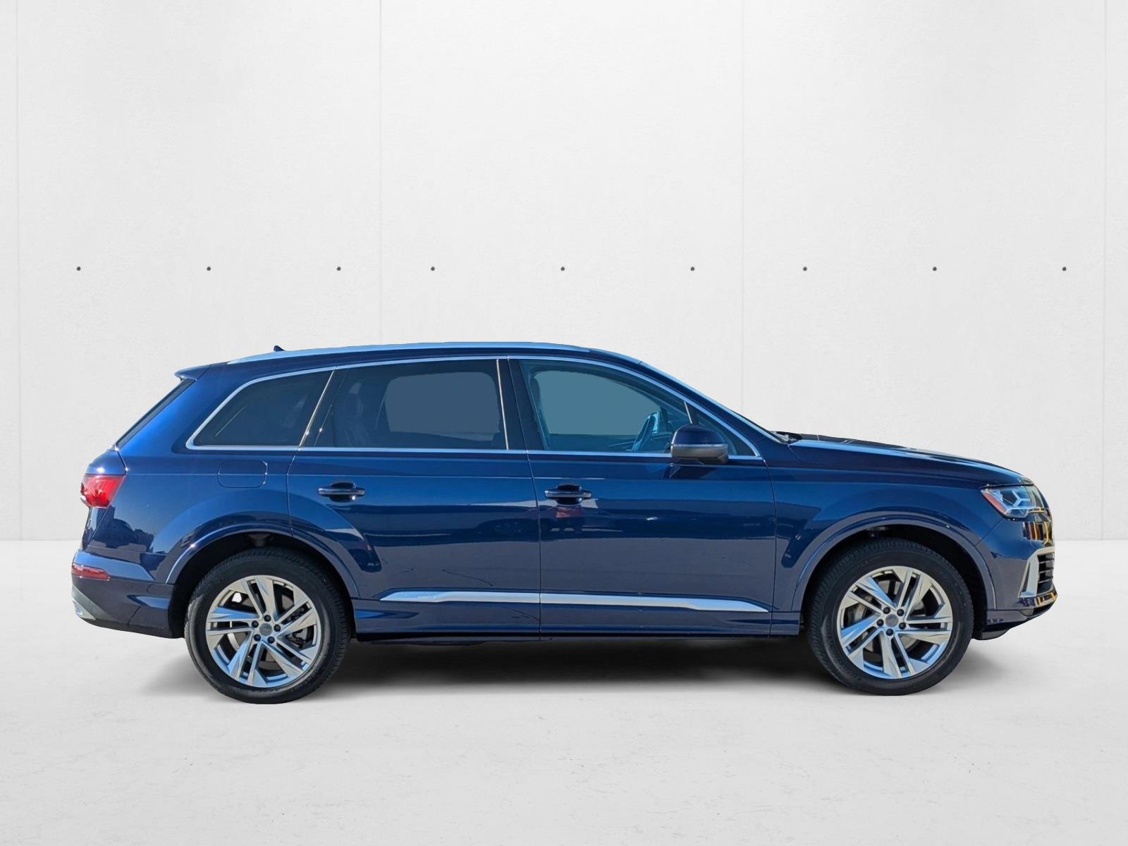 2020 Audi Q7 55 Premium photo 4