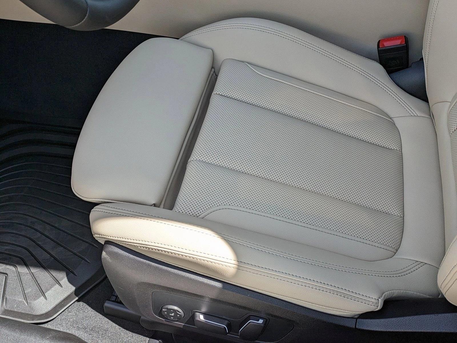 2025 Bmw 330i xDrive photo 4