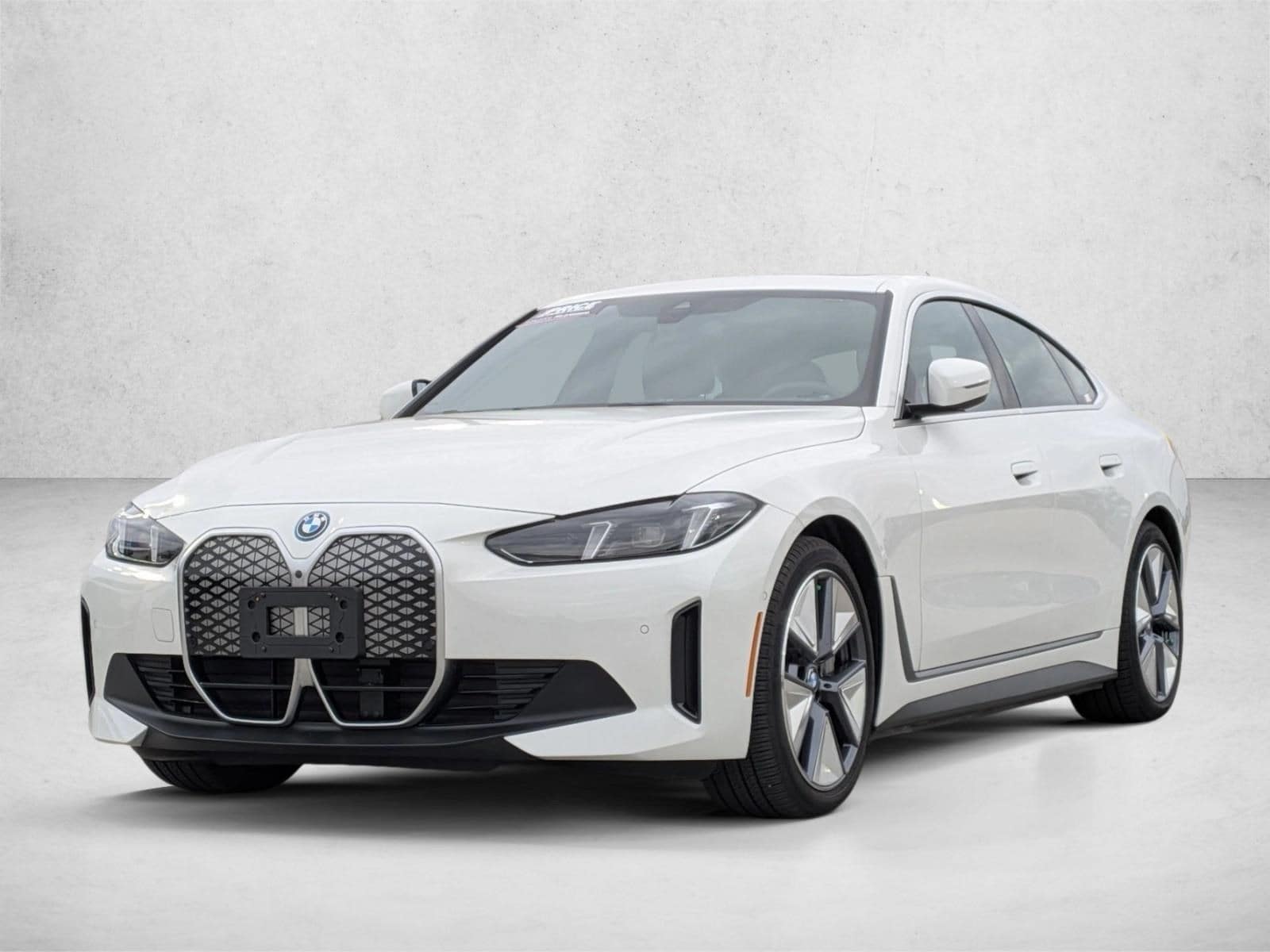 2025 BMW i4 40's photo