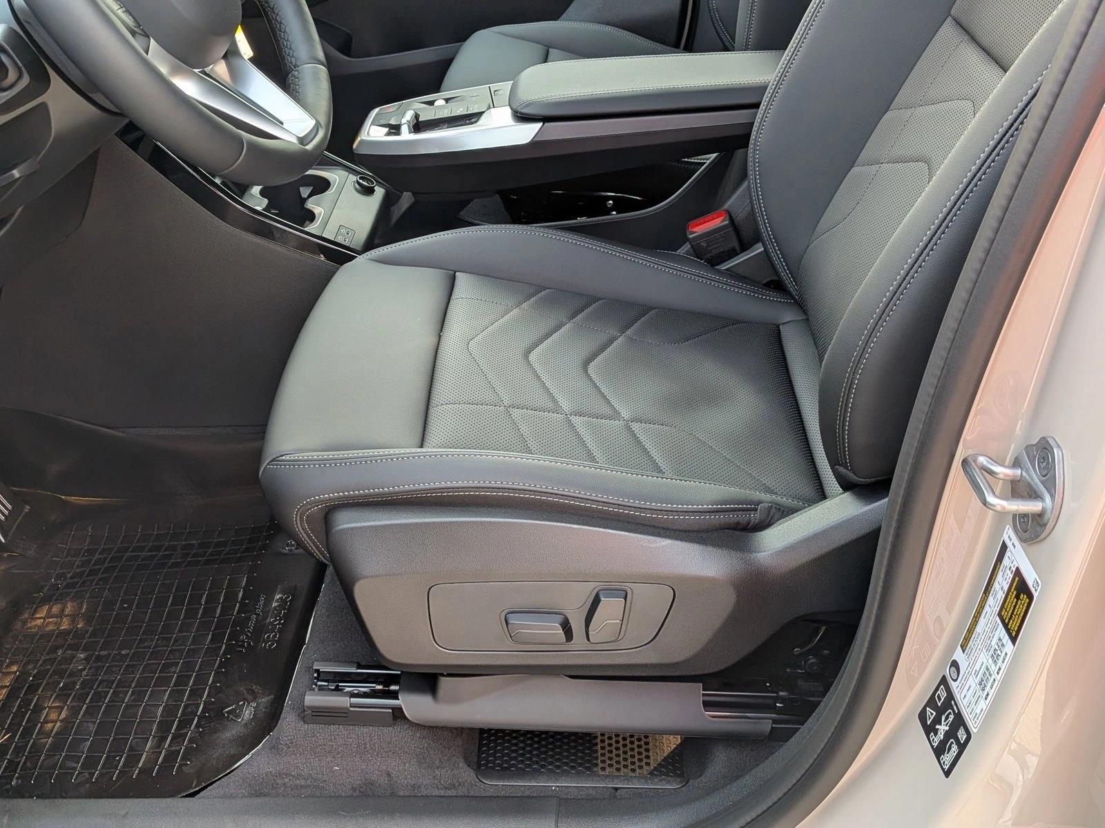 2026 Bmw X1 XDrive28i photo 2
