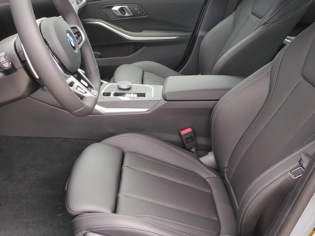 New 2026 BMW 330i Sedan