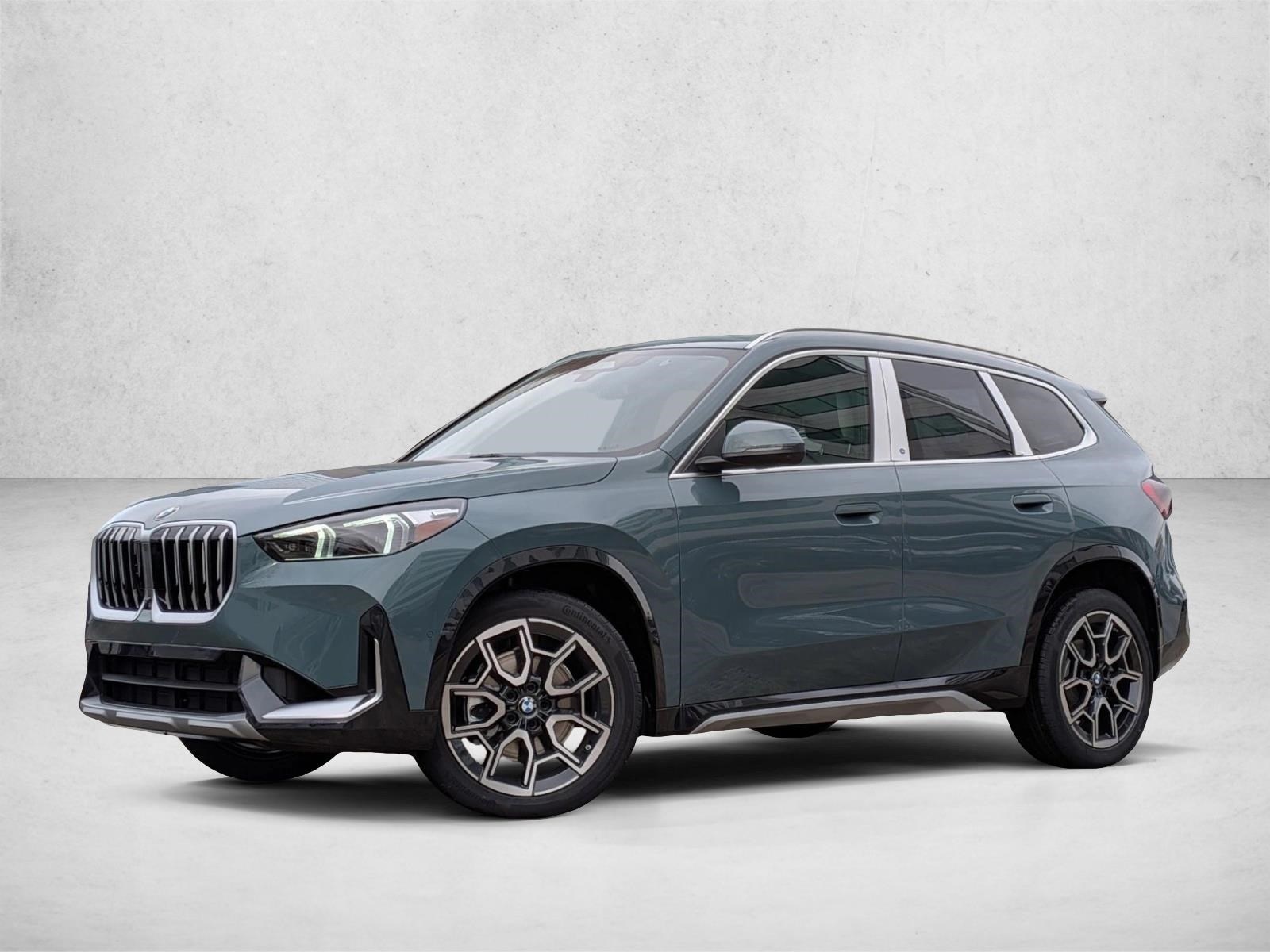 2026 BMW X1 28i's photo