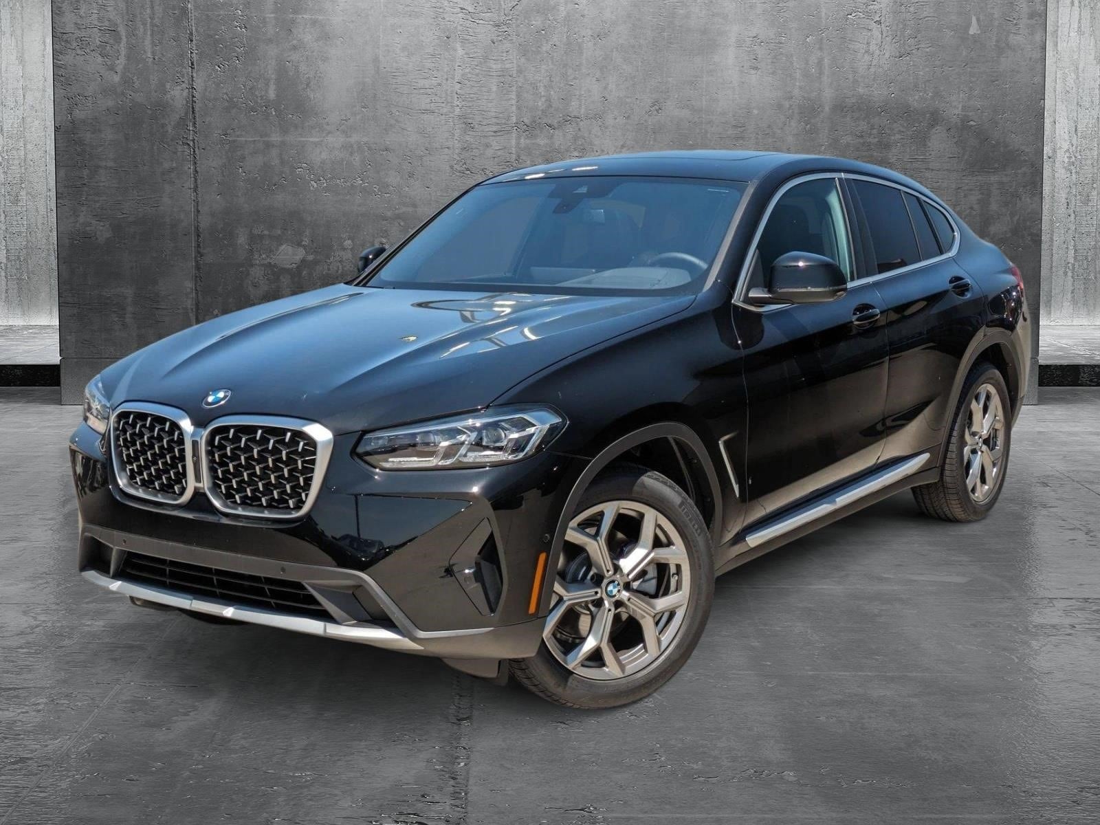2025 BMW X4
