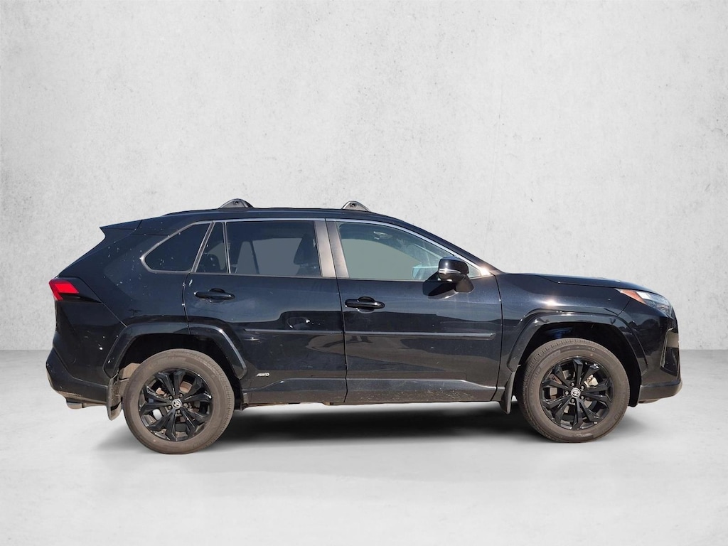 Used 2024 Toyota RAV4 Hybrid SE SUV