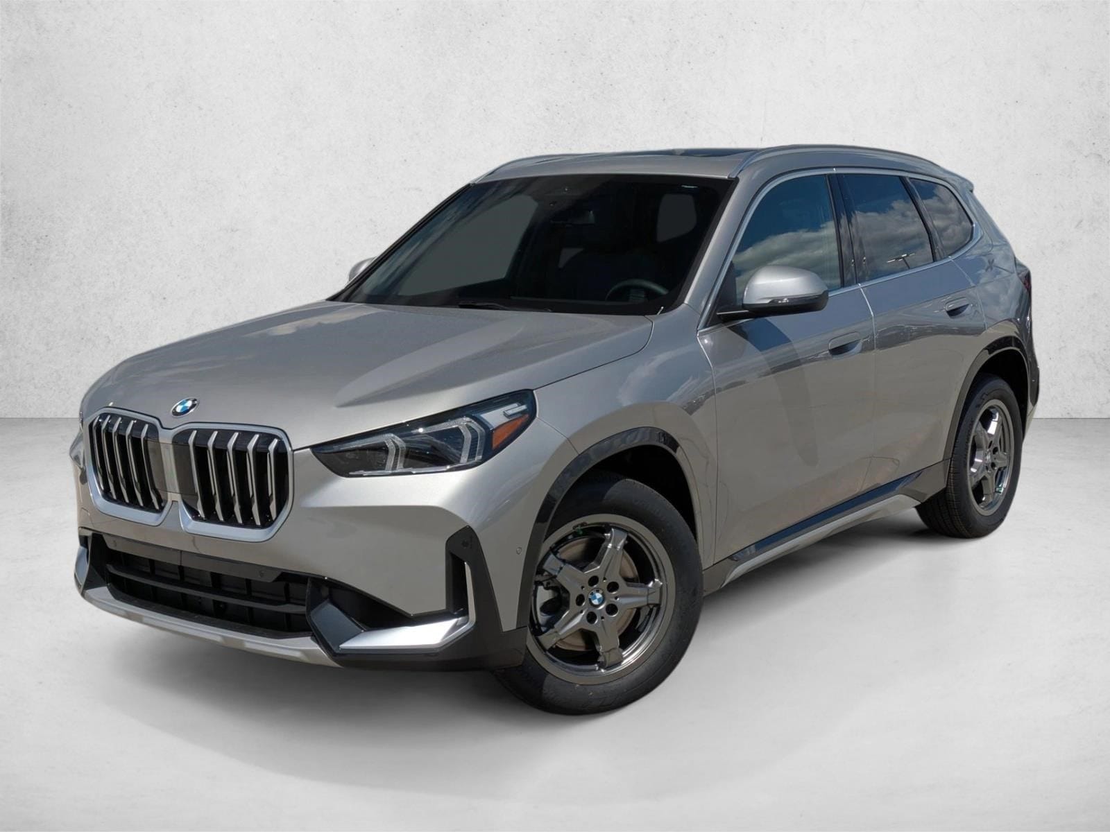 2026 BMW X1 xDrive28i's photo