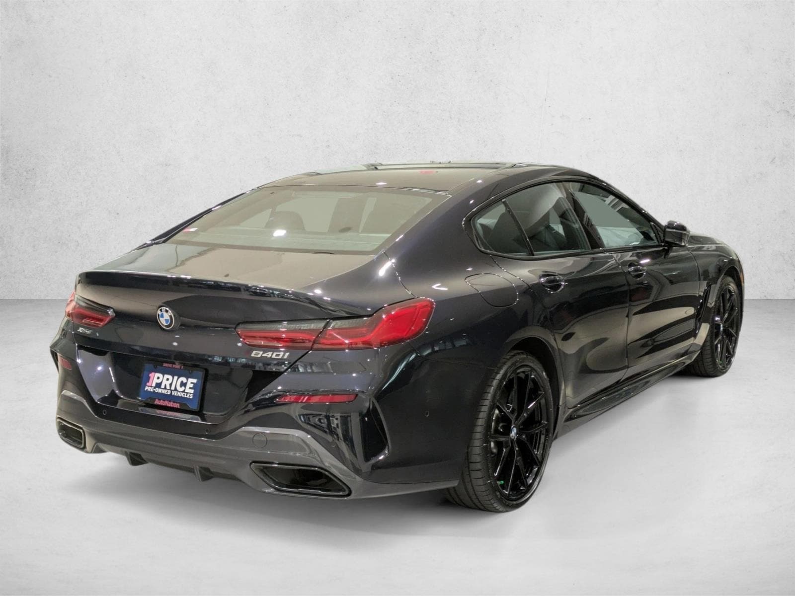 2026 BMW 8 Series 840i - Photo 5