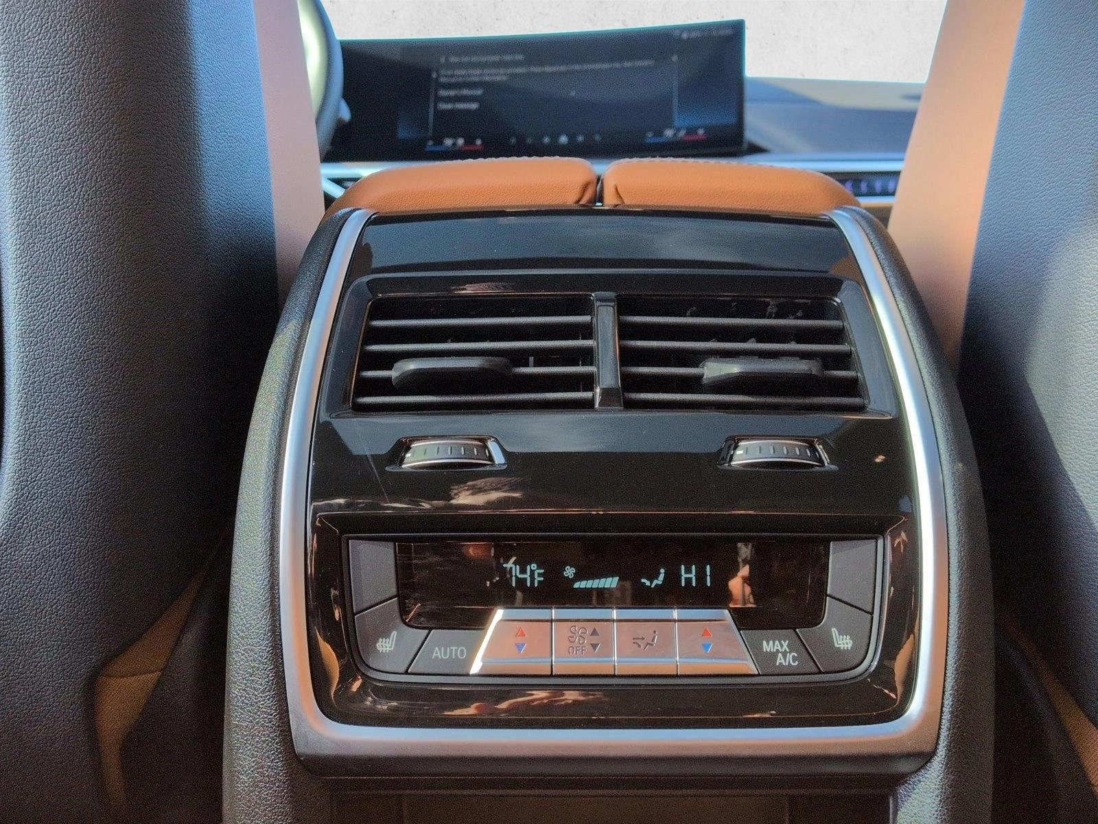 2026 BMW X5 40i - Photo 17