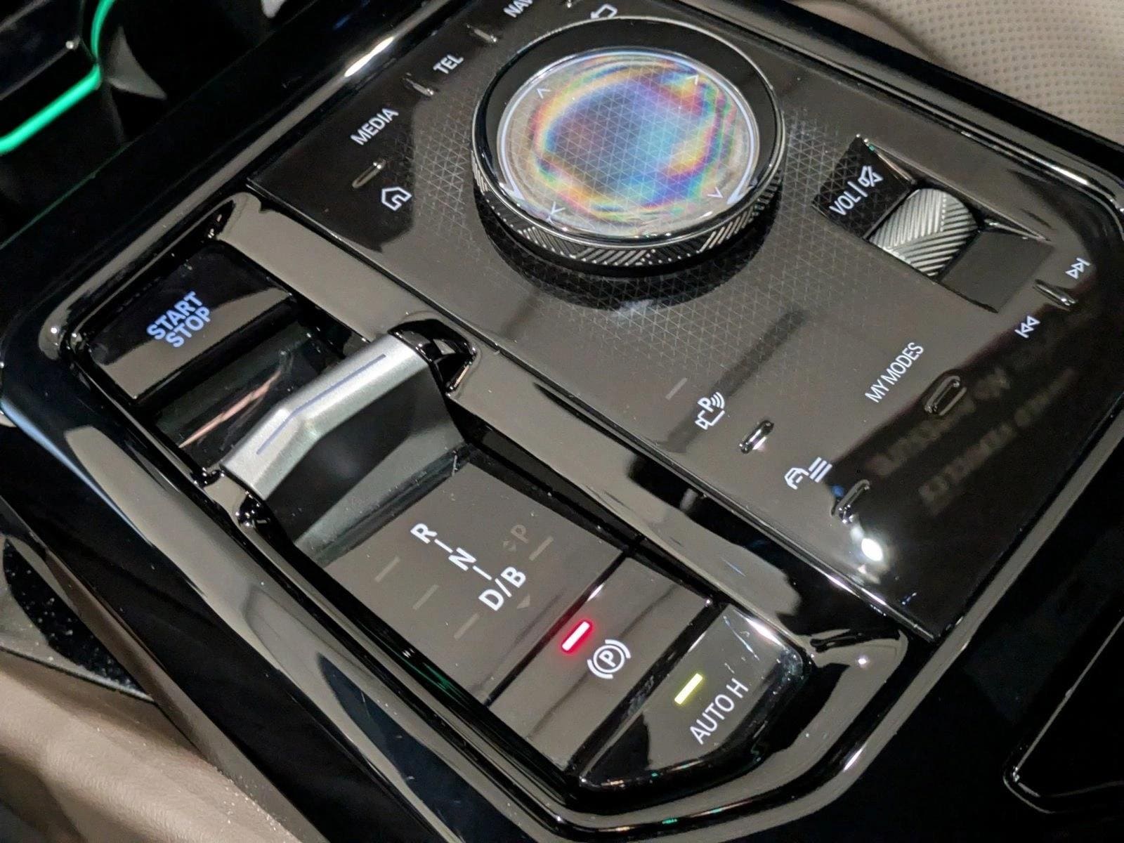 2024 BMW i5 40 - Photo 12