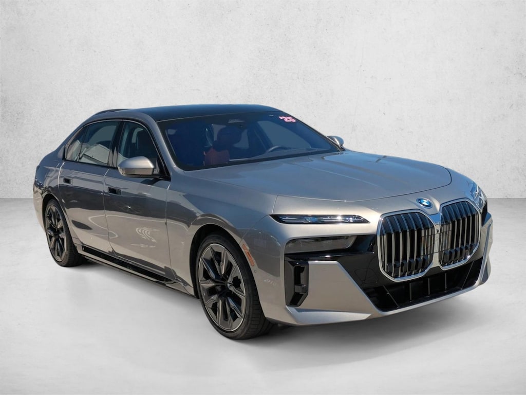 Used 2025 BMW 750e xDrive Sedan