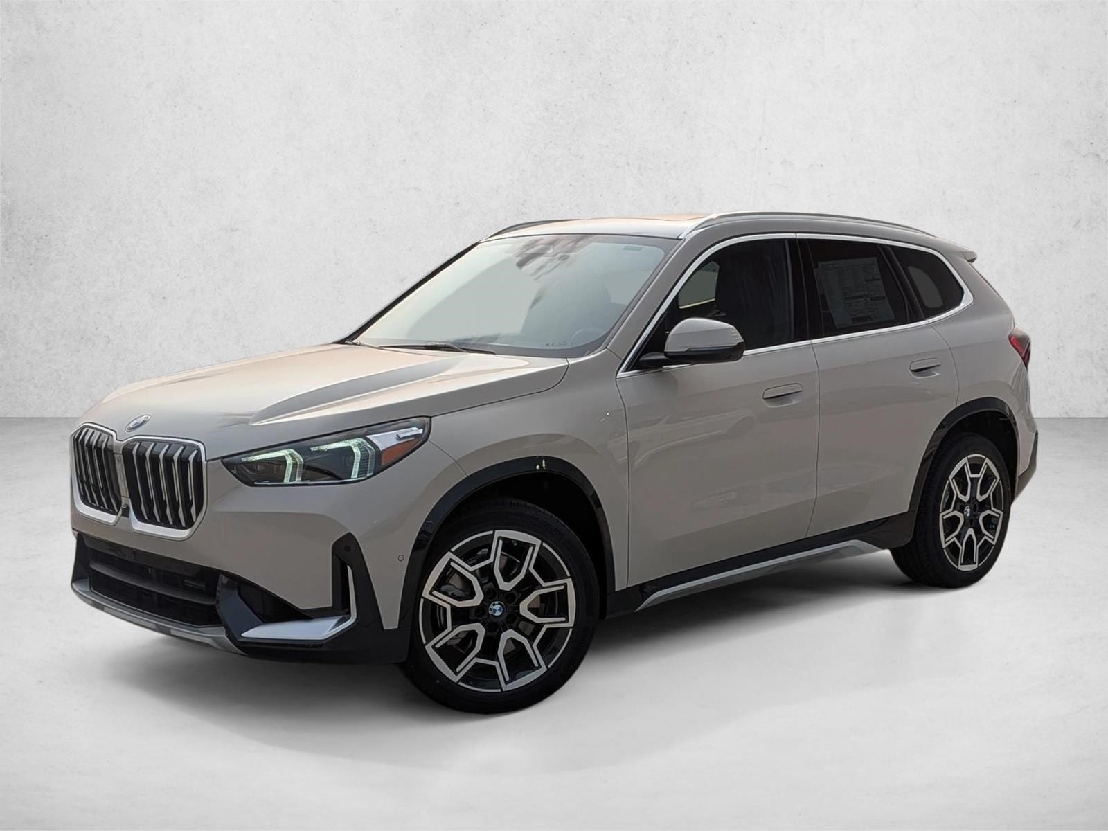 2026 BMW X1 xDrive28i's photo