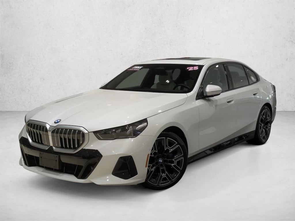 Used 2025 BMW 530i xDrive Sedan