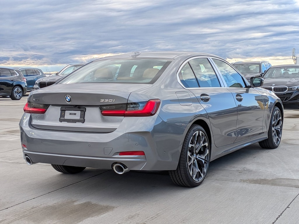New 2026 BMW 330i xDrive Sedan