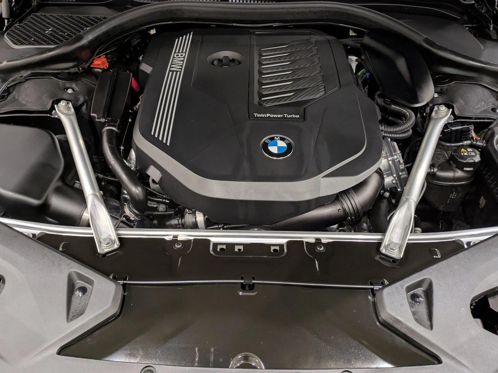 2026 BMW 8 Series 840i - Photo 25