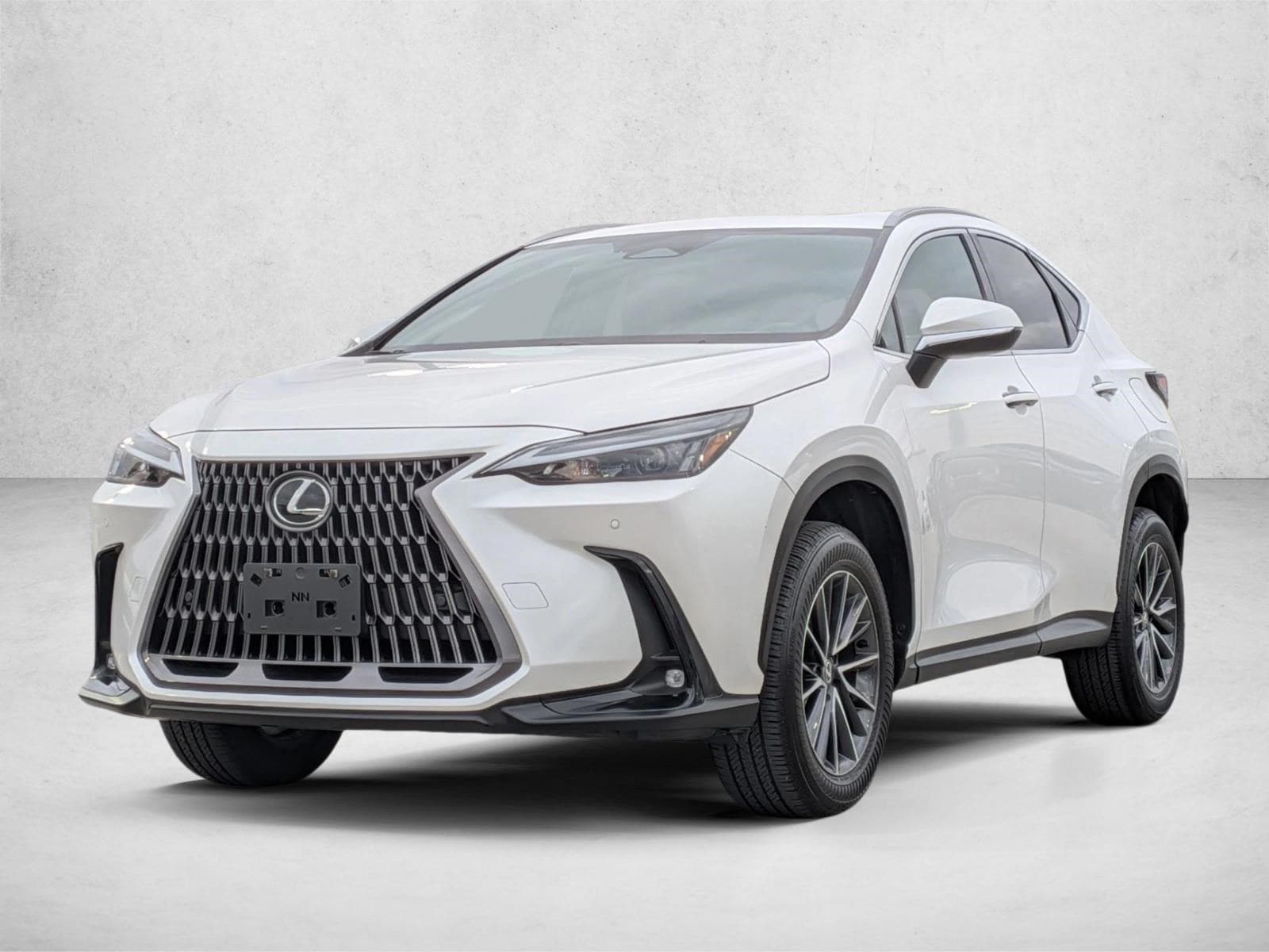 2024 Lexus NX 350's photo