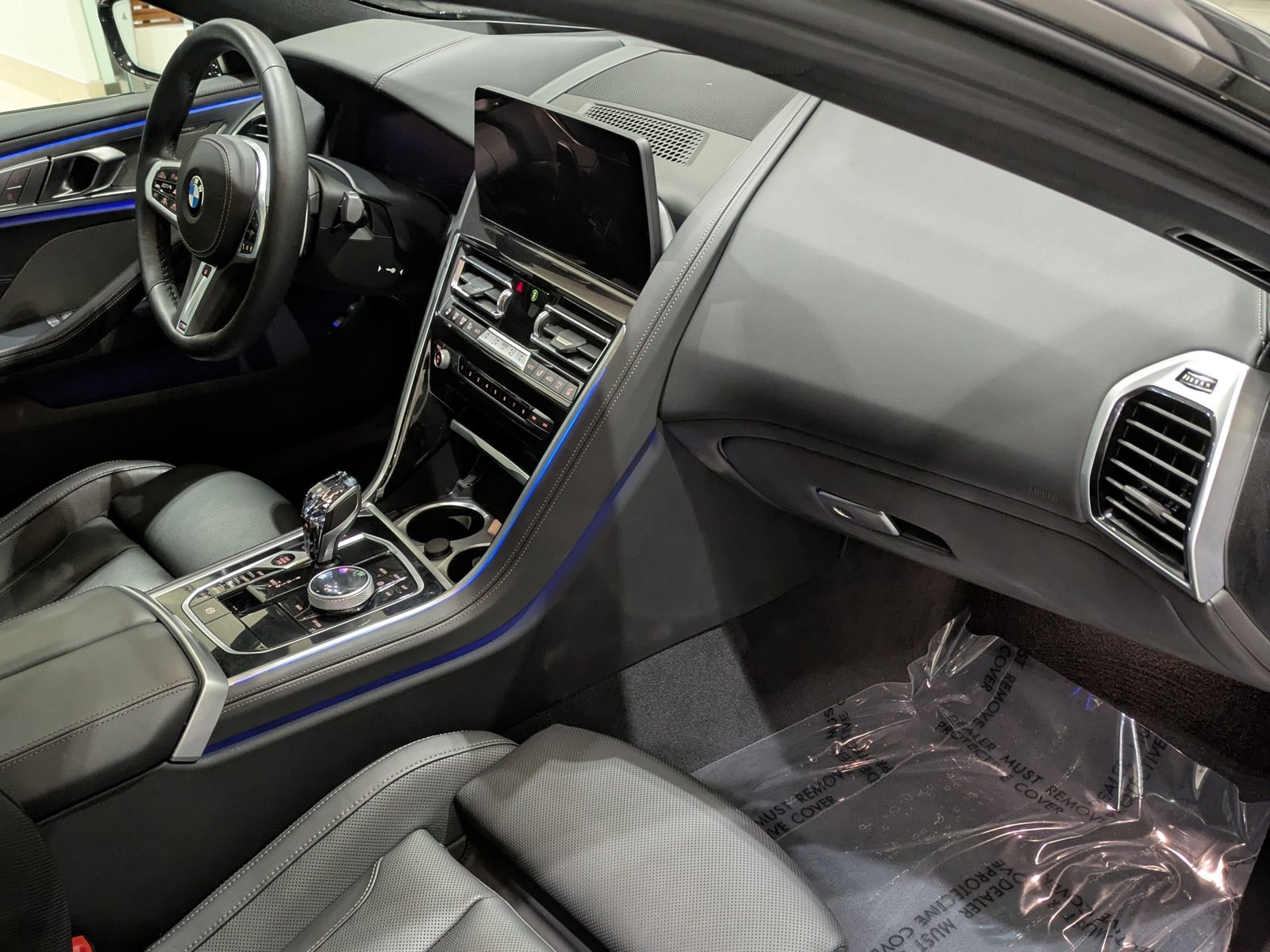 2026 BMW 8 Series 840i - Photo 24