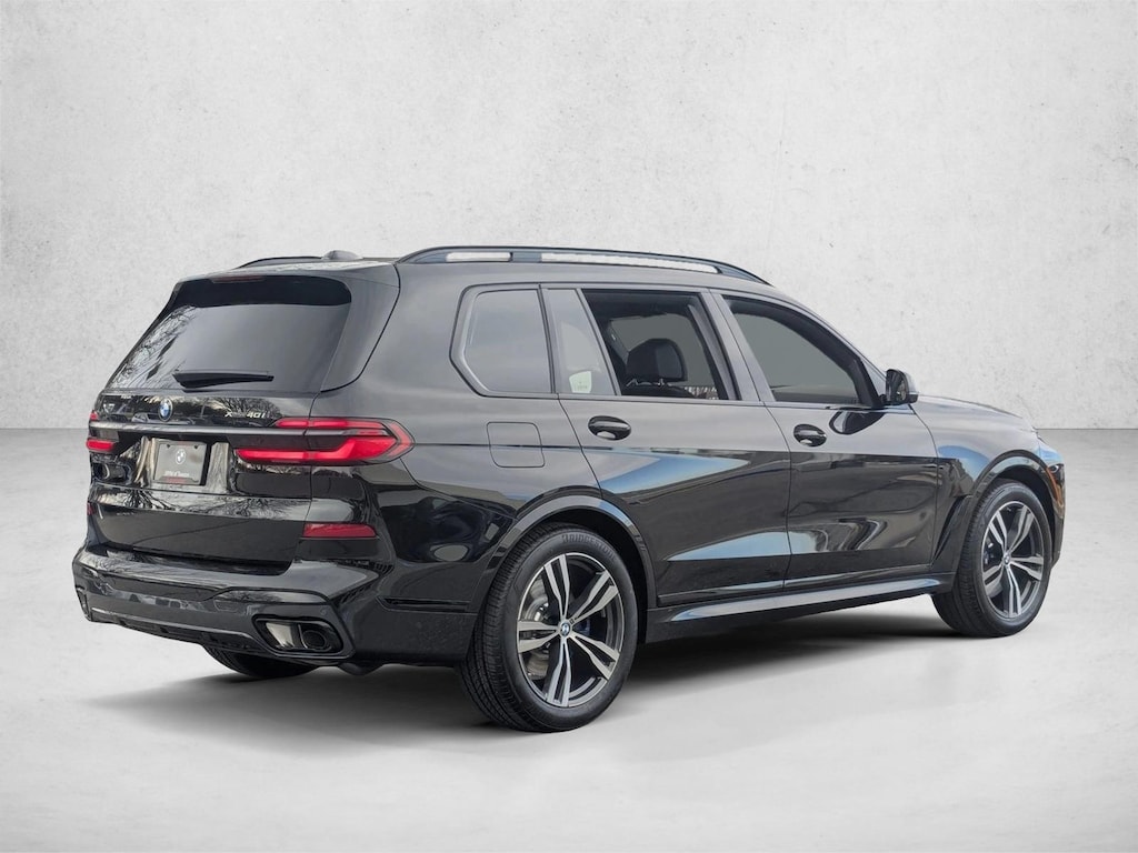 New 2026 BMW X7 xDrive40i SUV