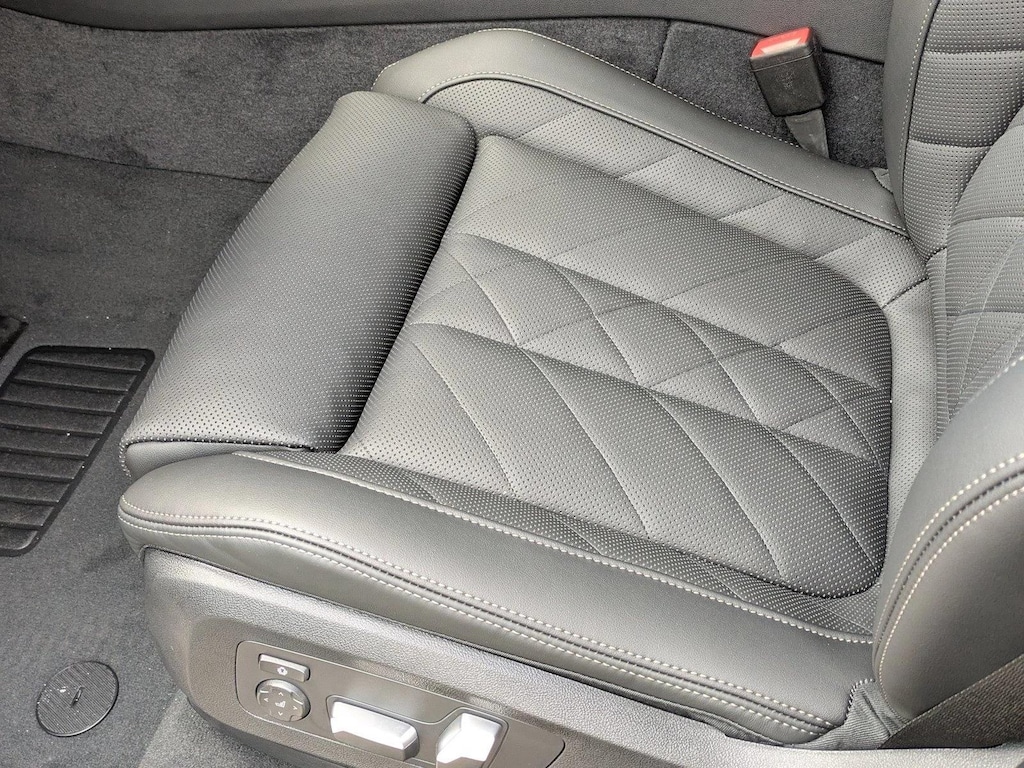 New 2026 BMW X5 xDrive40i SUV