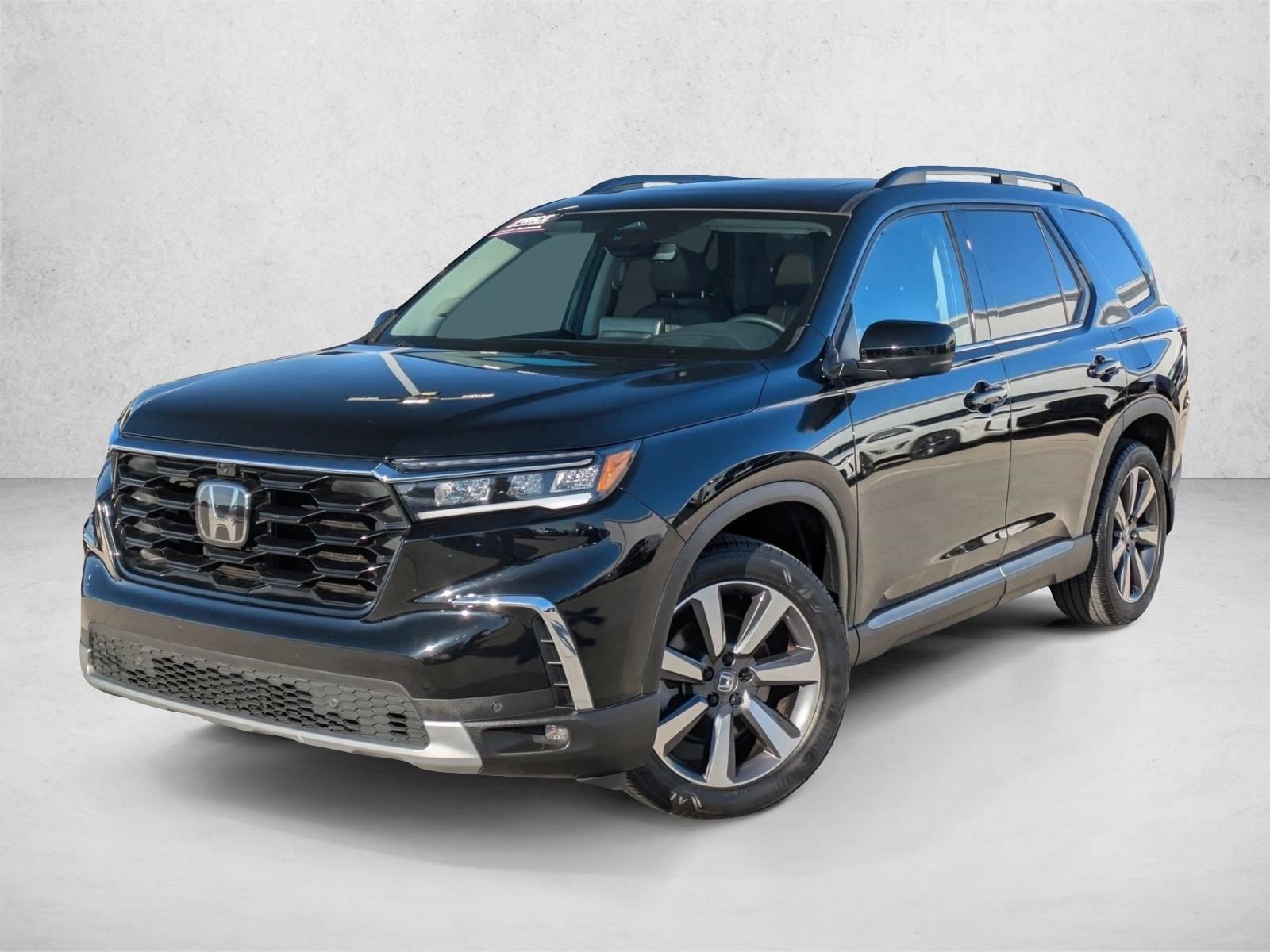 2025 Honda Pilot Elite's photo