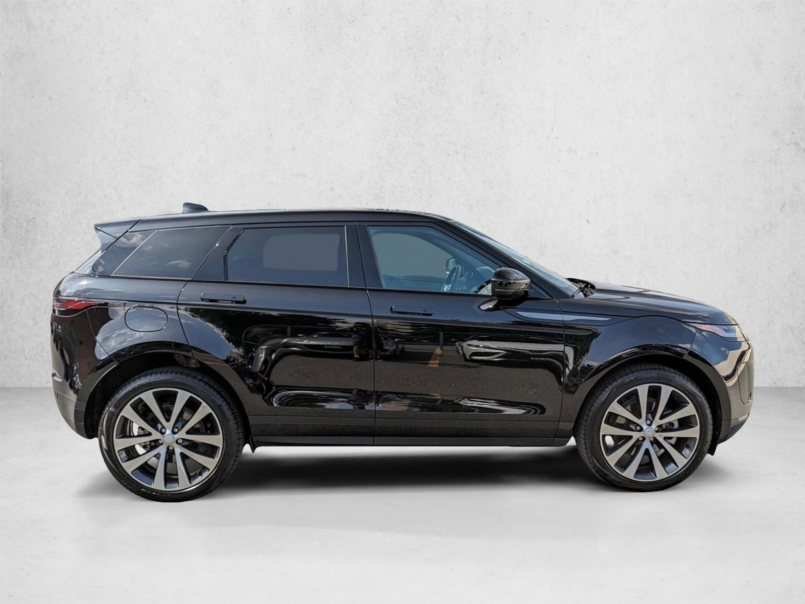 2025 Land Rover Range Rover Evoque S photo 4