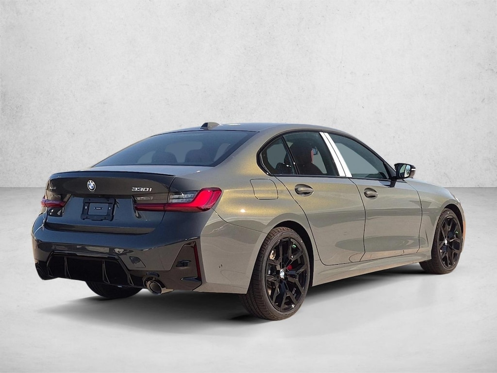 New 2026 BMW 330i xDrive Sedan