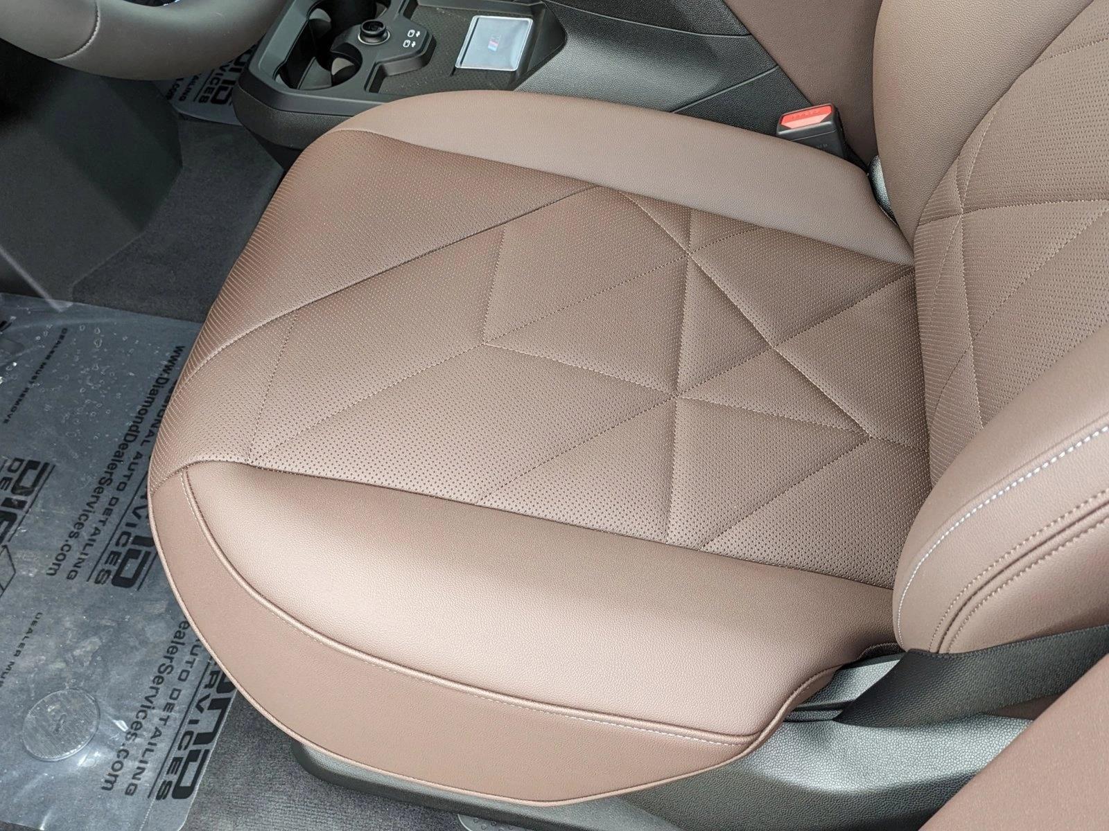 2025 Bmw iX photo 4