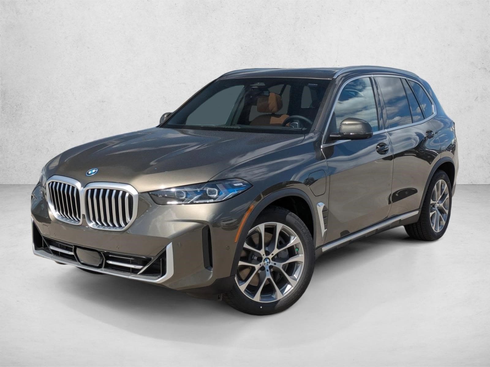 2026 BMW X5 xDrive50e's photo