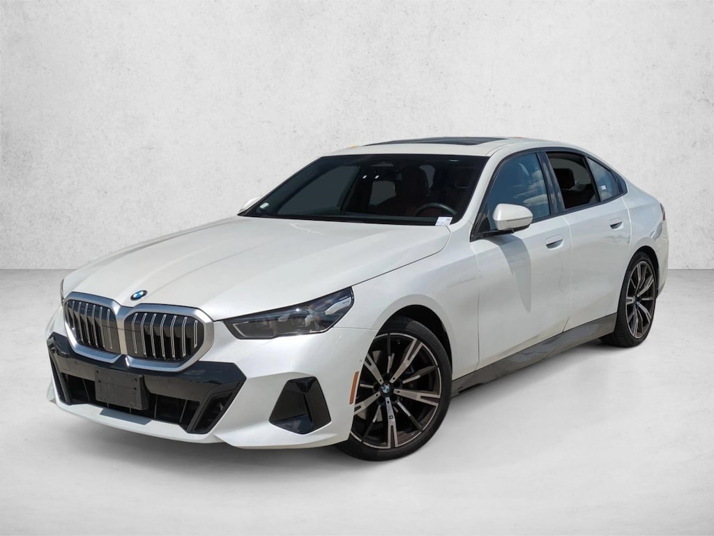 Used 2025 BMW 530i xDrive Sedan