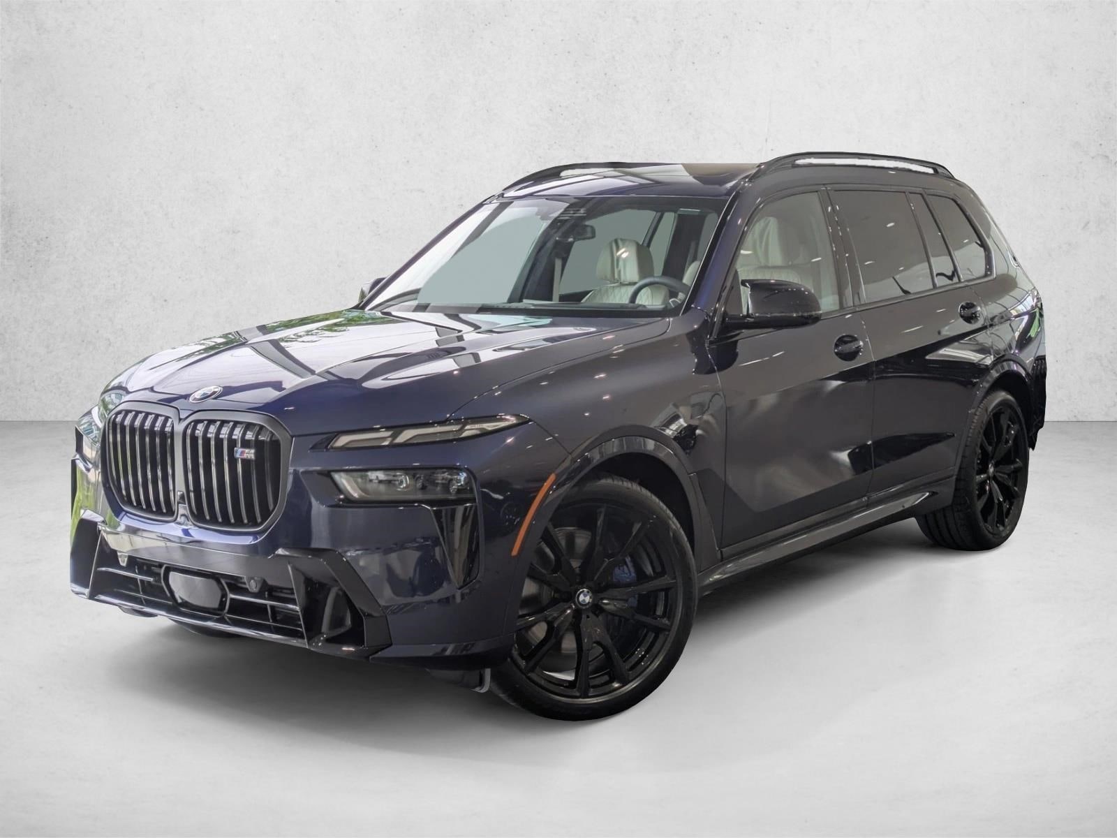 2026 BMW X7 M60i's photo