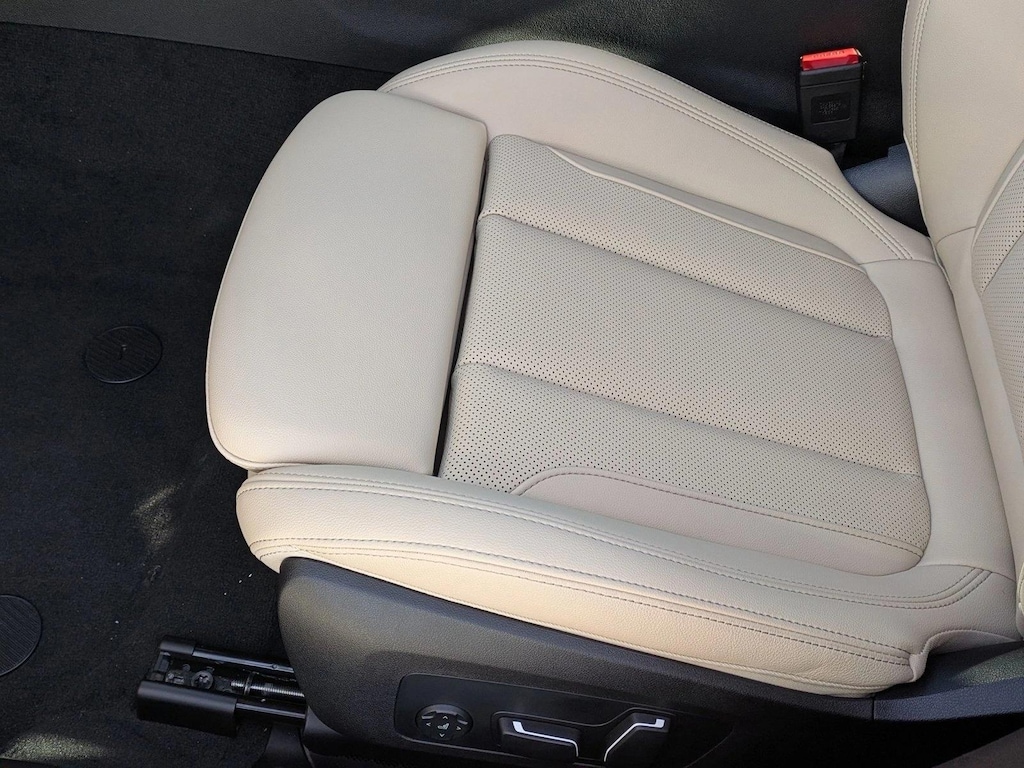 New 2026 BMW 330i xDrive Sedan