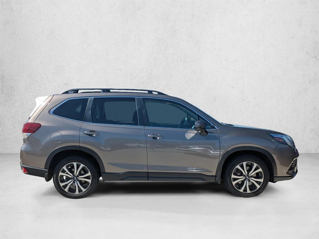 Used 2023 Subaru Forester Limited SUV
