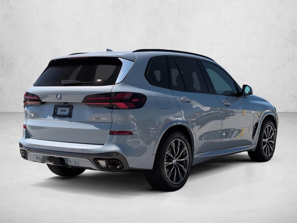 New 2026 BMW X5 PHEV xDrive50e SUV